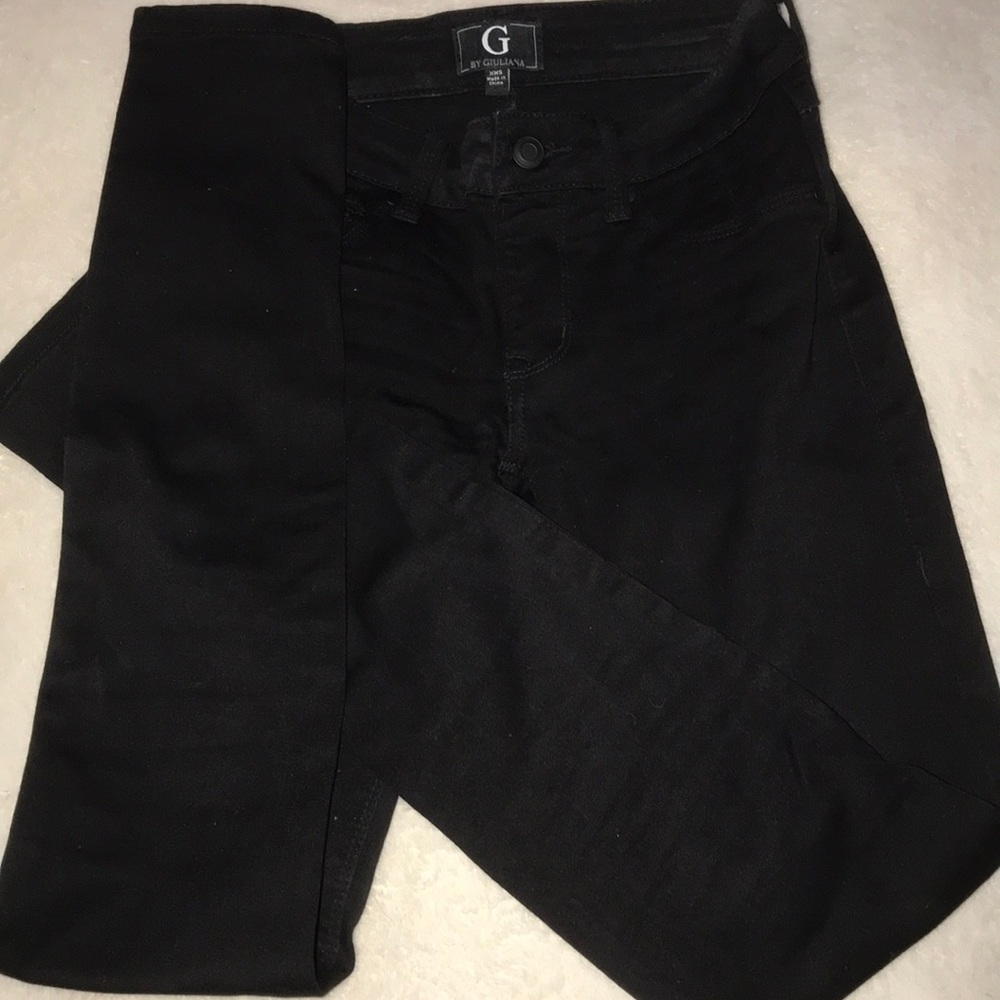 BNWOT black skinny tight at ankle G soft jeans